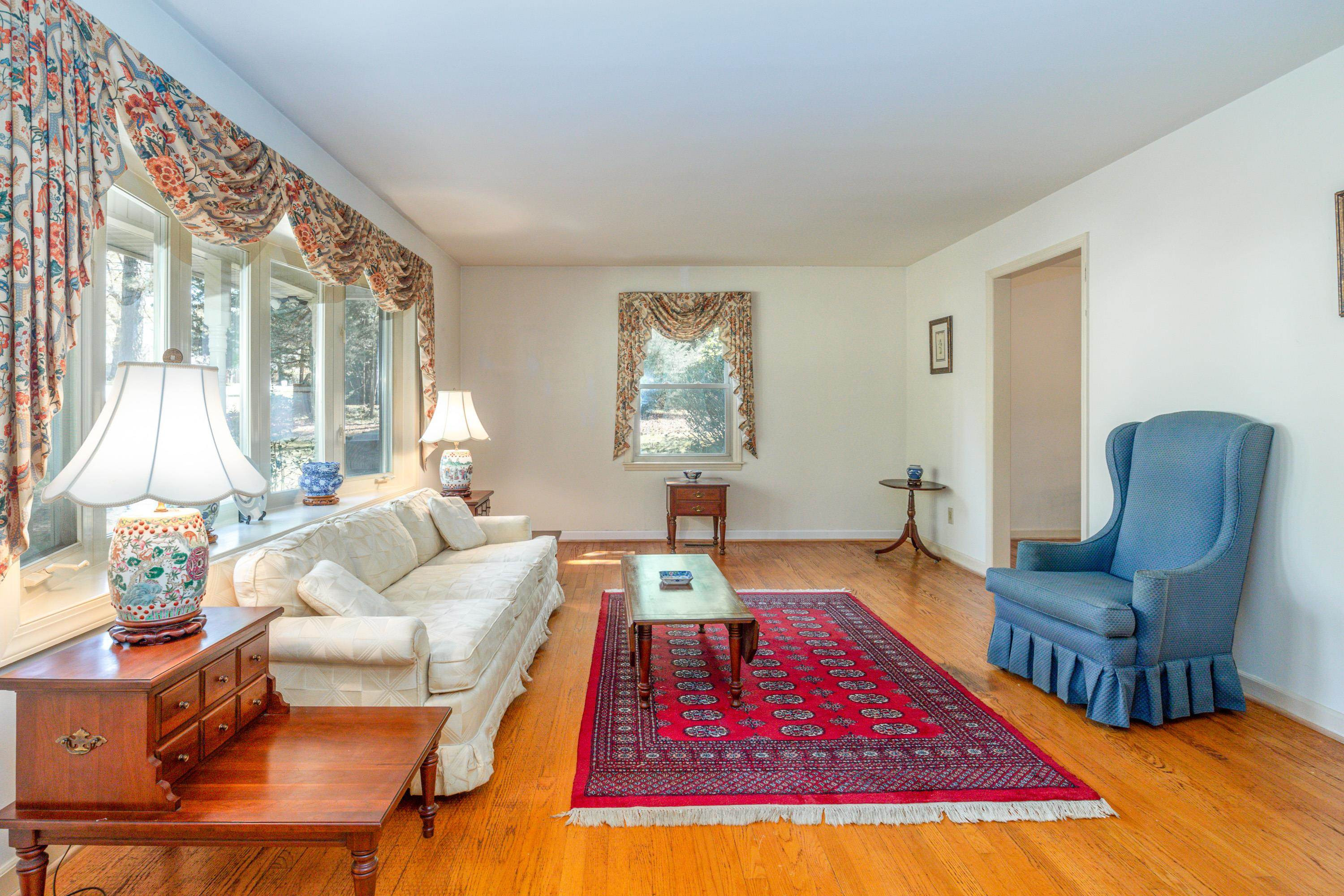 6201 Arnold Road Raleigh, NC 27607 - Photo 6 of 46 Photo 6