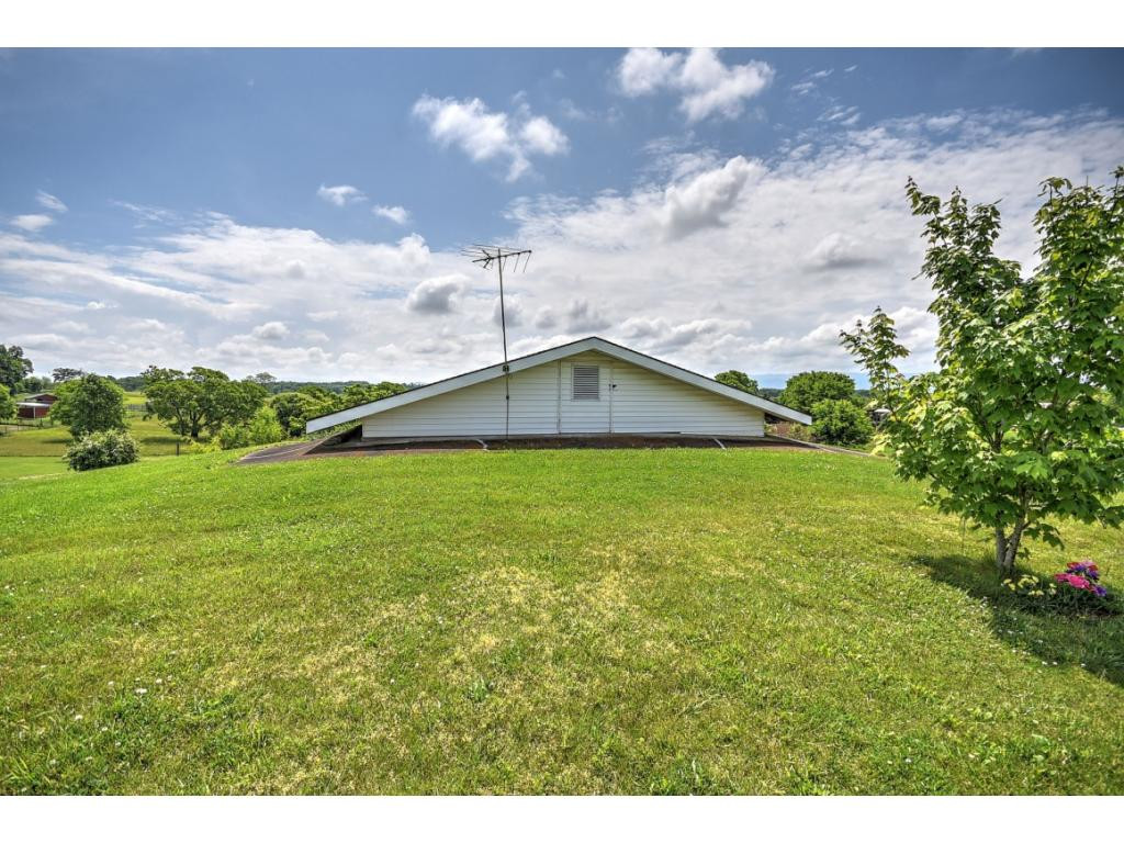 614 Opie Arnold Road Limestone, TN 37681 - Photo 14 of 36 Back