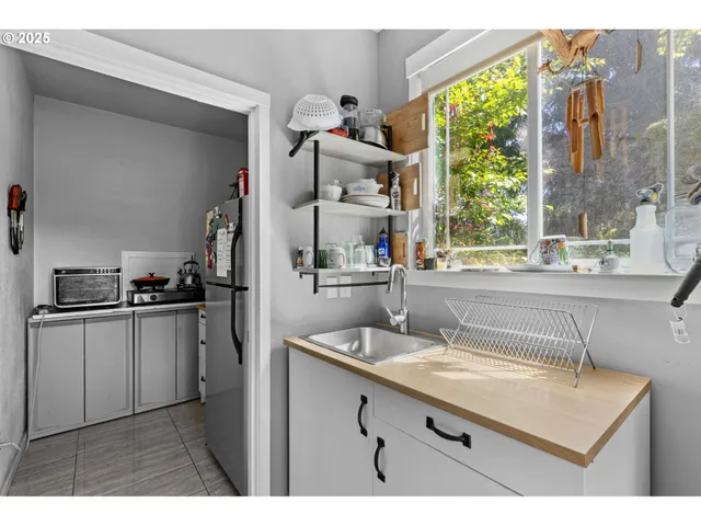 $735,000 | 579 South Schooner Creek Road, Lincoln City, OR 97367