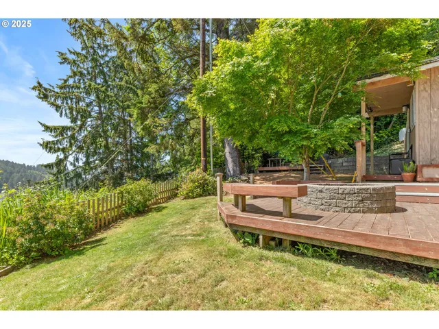 $735,000 | 579 South Schooner Creek Road, Lincoln City, OR 97367