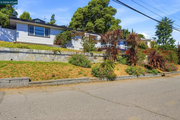 $520,000 | 8019 Sterling Drive, Oakland, CA 94605