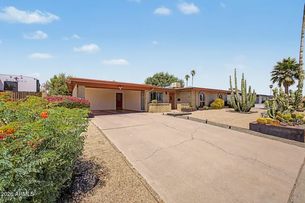 $799,000 | 11822 North 38th Place, Phoenix, AZ 85028