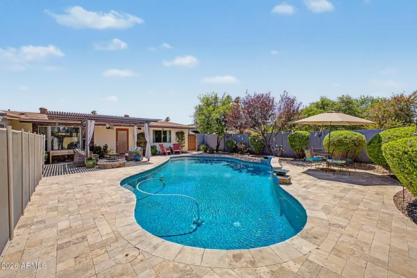 $799,000 | 11822 North 38th Place, Phoenix, AZ 85028