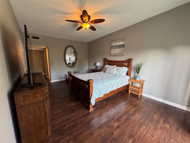 $164,900 | 2550 Sam Rayburn Parkway, Unit B6, Brookeland, TX 75931
