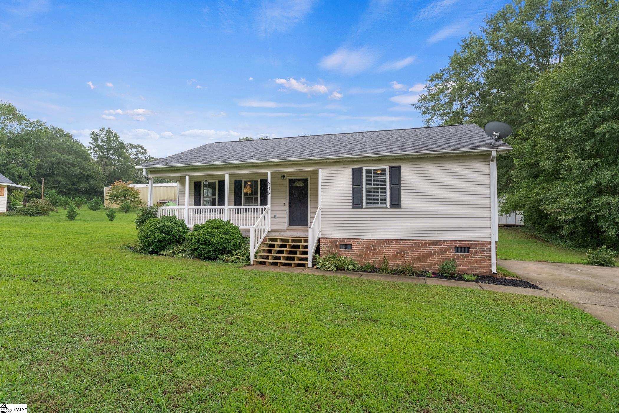208 Moody Road Piedmont, SC 29673 - Photo 1 of 24 Gallery Image 1