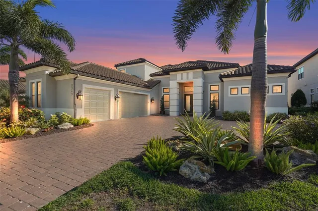 $2,590,000 | 5349 Brookgrove Drive, Sarasota, FL 34238