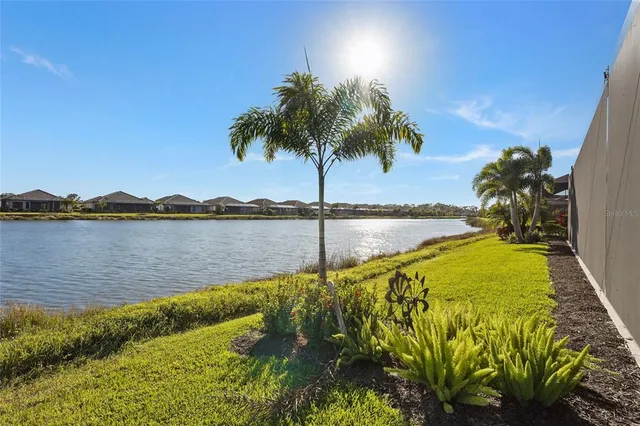$2,590,000 | 5349 Brookgrove Drive, Sarasota, FL 34238
