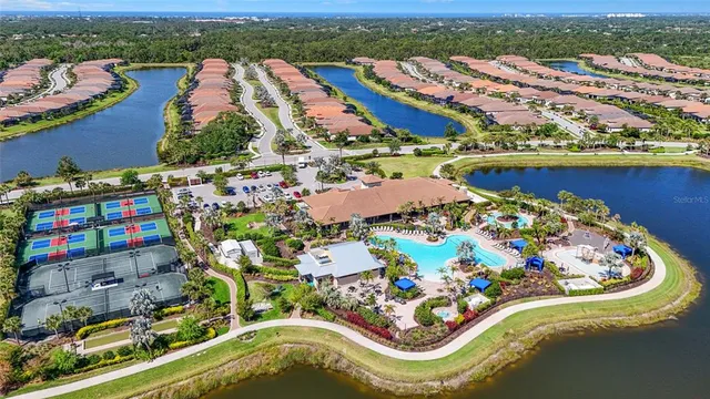 $2,590,000 | 5349 Brookgrove Drive, Sarasota, FL 34238