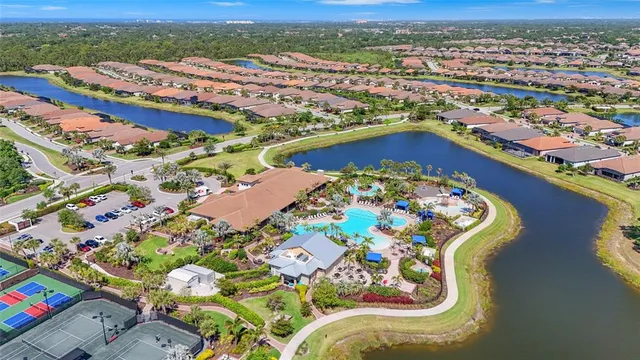 $2,590,000 | 5349 Brookgrove Drive, Sarasota, FL 34238