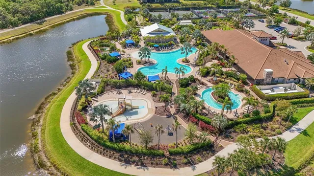 $2,590,000 | 5349 Brookgrove Drive, Sarasota, FL 34238