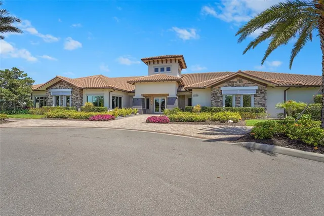 $2,590,000 | 5349 Brookgrove Drive, Sarasota, FL 34238