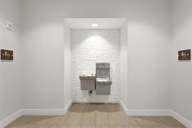 $2,590,000 | 5349 Brookgrove Drive, Sarasota, FL 34238