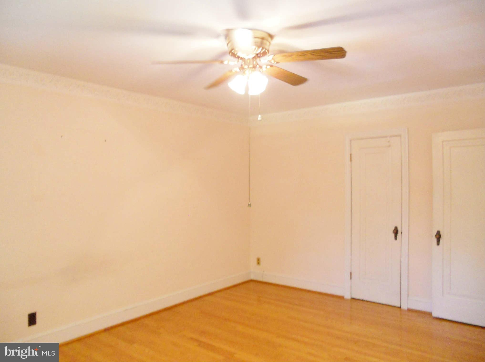 313 Murdock Road Baltimore, MD 21212 - Photo 7 of 15 a view of an empty room