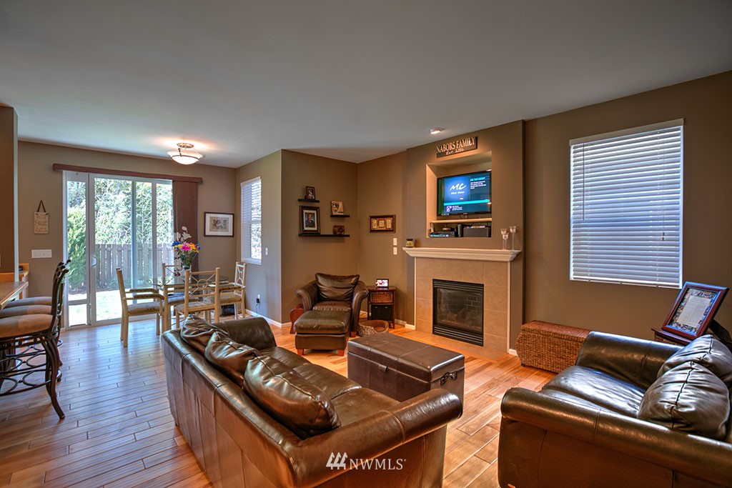 27831 Maple Ridge Way Southeast Maple Valley, WA 98038 - Photo 12 of 22