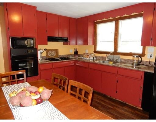 4 Edith Road Hudson, MA 01749 - Photo 2 of 24