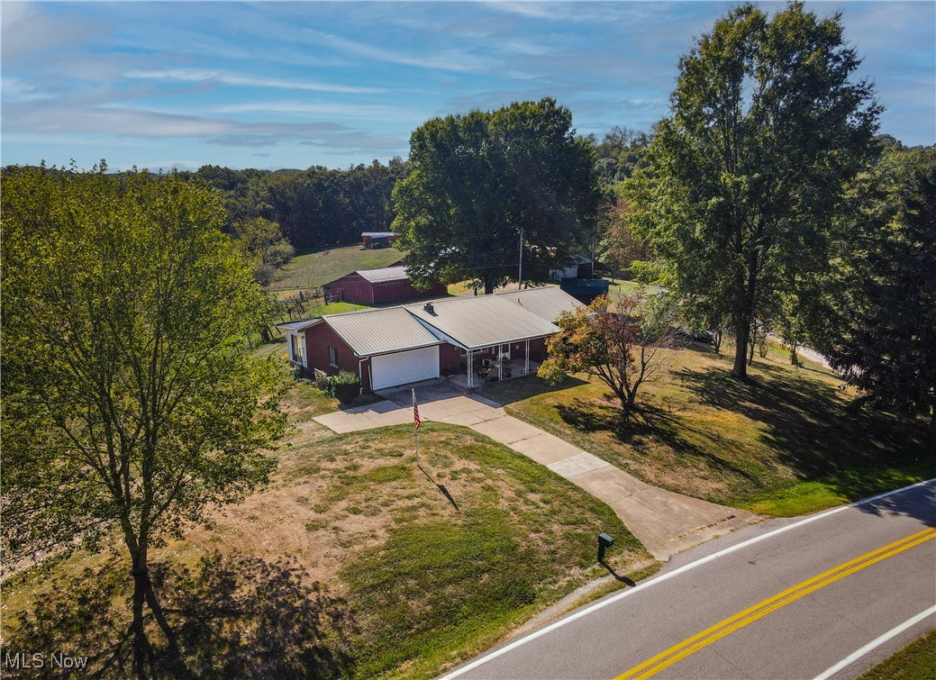 1701 New England Ridge Road Washington, WV 26181 - Photo 2 of 31
