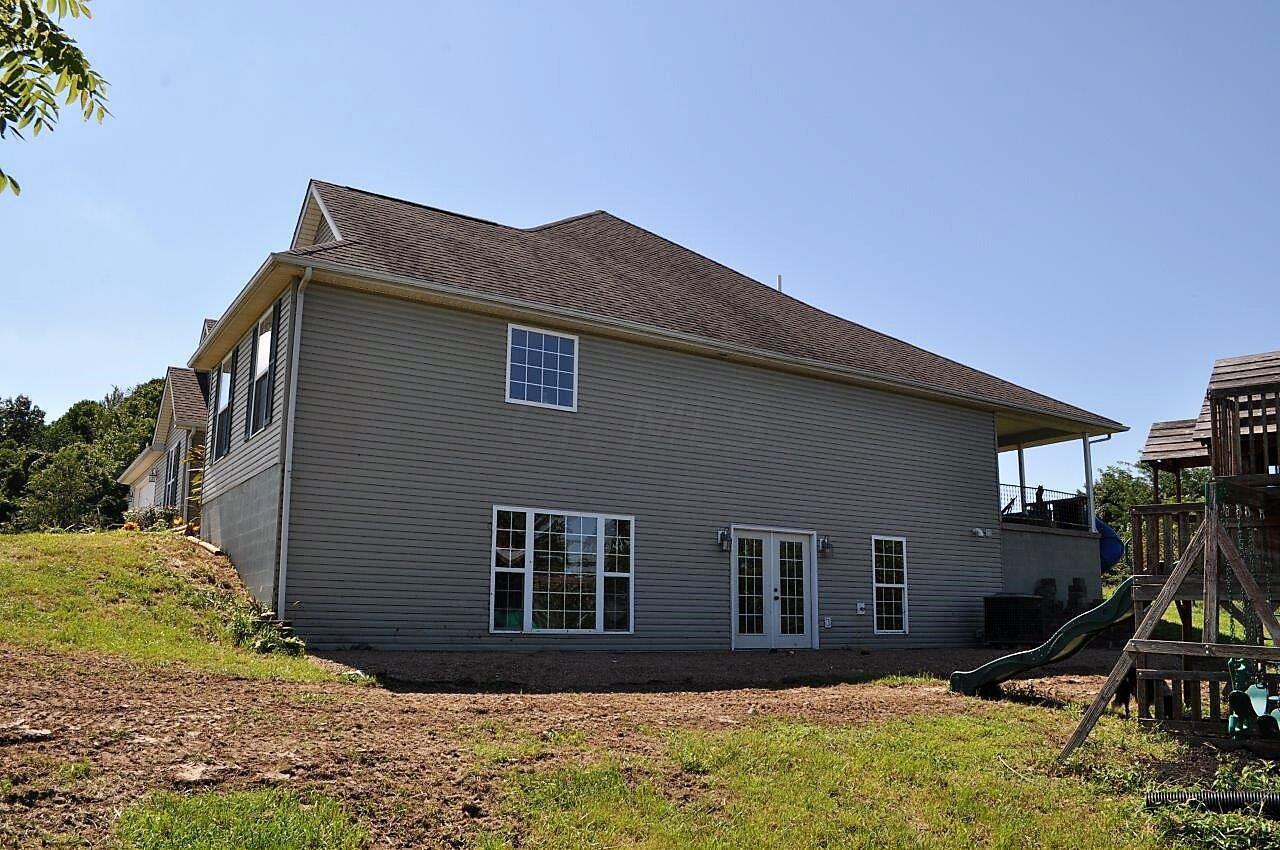 4340 Westfall Road Southwest Lancaster, OH 43130 - Photo 62 of 69 Side View-Walk Out - 4340 Westfall Road SW, Lancaster, OH 43130