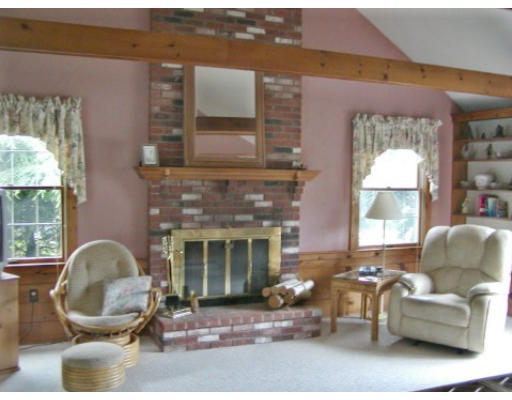 61 Robert Road Stoughton, MA 02072 - Photo 4 of 6 Gallery Image 4