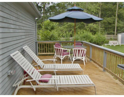 61 Robert Road Stoughton, MA 02072 - Photo 5 of 6 Gallery Image 5