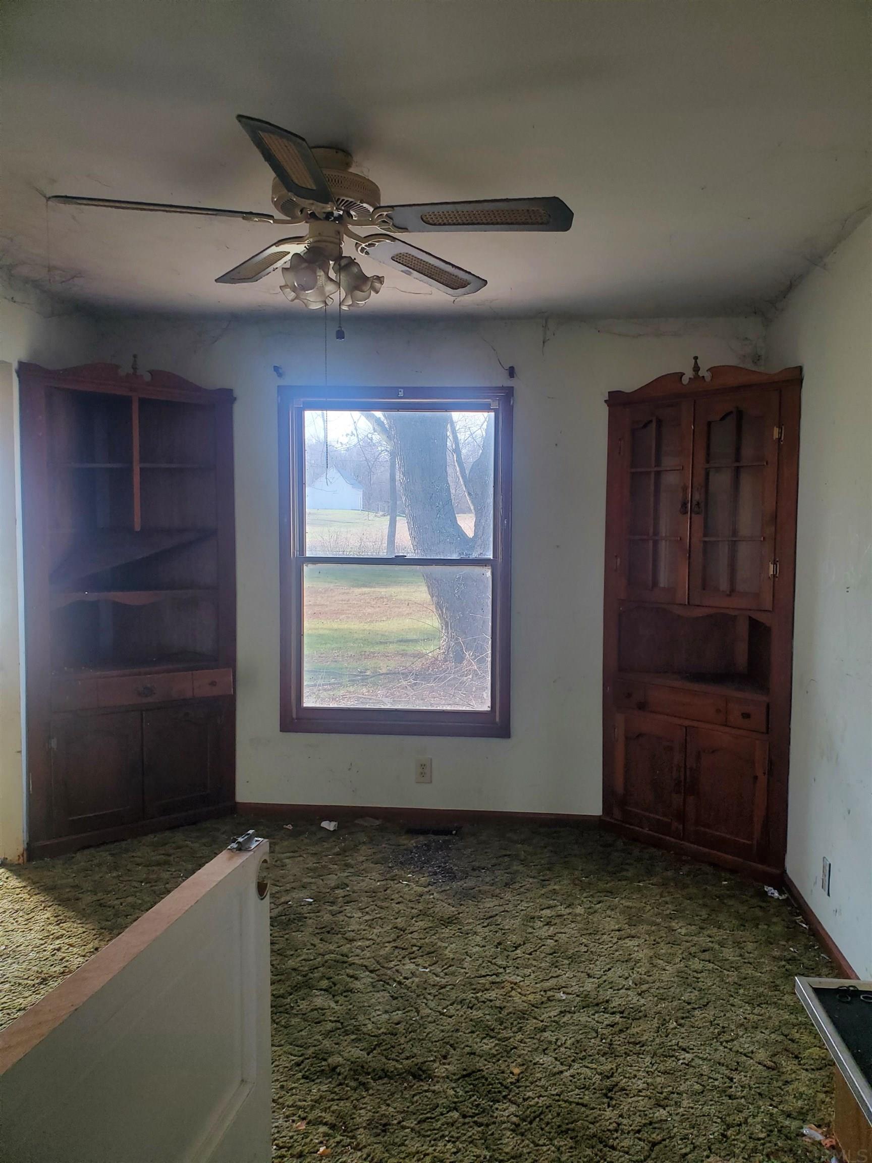 1442 Wessell Road Vincennes, IN 47591 - Photo 12 of 17 Gallery Image 12
