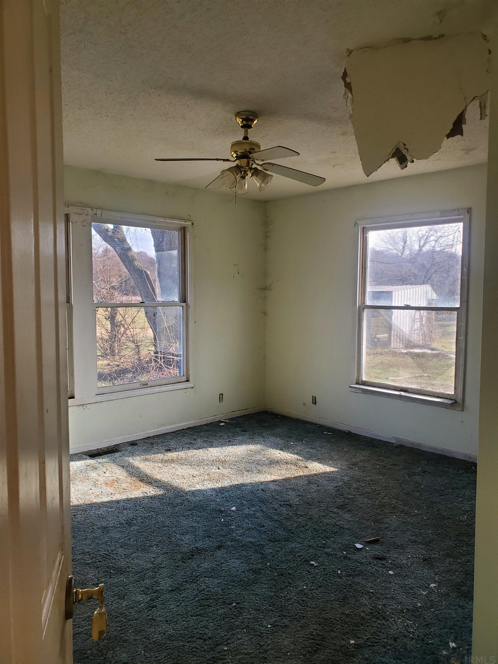 1442 Wessell Road Vincennes, IN 47591 - Photo 15 of 17 Gallery Image 15