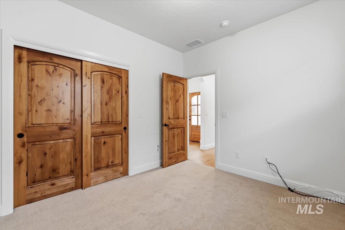 2016 East Mainacht Street Meridian, ID 83642 - Photo 28 of 36