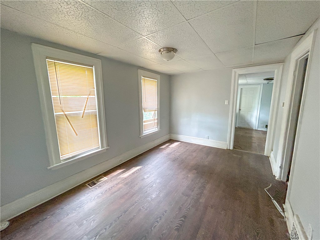 93 York Street Rochester, NY 14611 - Photo 5 of 20