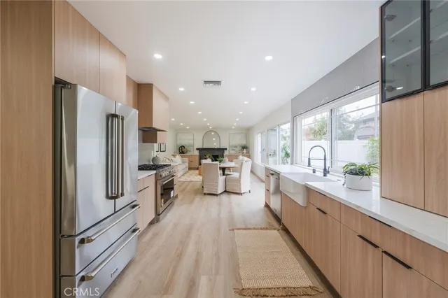 $2,395,000 | 9562 Rockpoint Drive, Huntington Beach, CA 92646