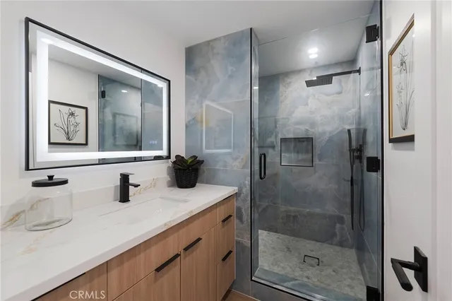 $2,395,000 | 9562 Rockpoint Drive, Huntington Beach, CA 92646