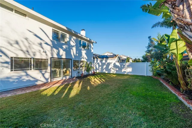 $2,395,000 | 9562 Rockpoint Drive, Huntington Beach, CA 92646