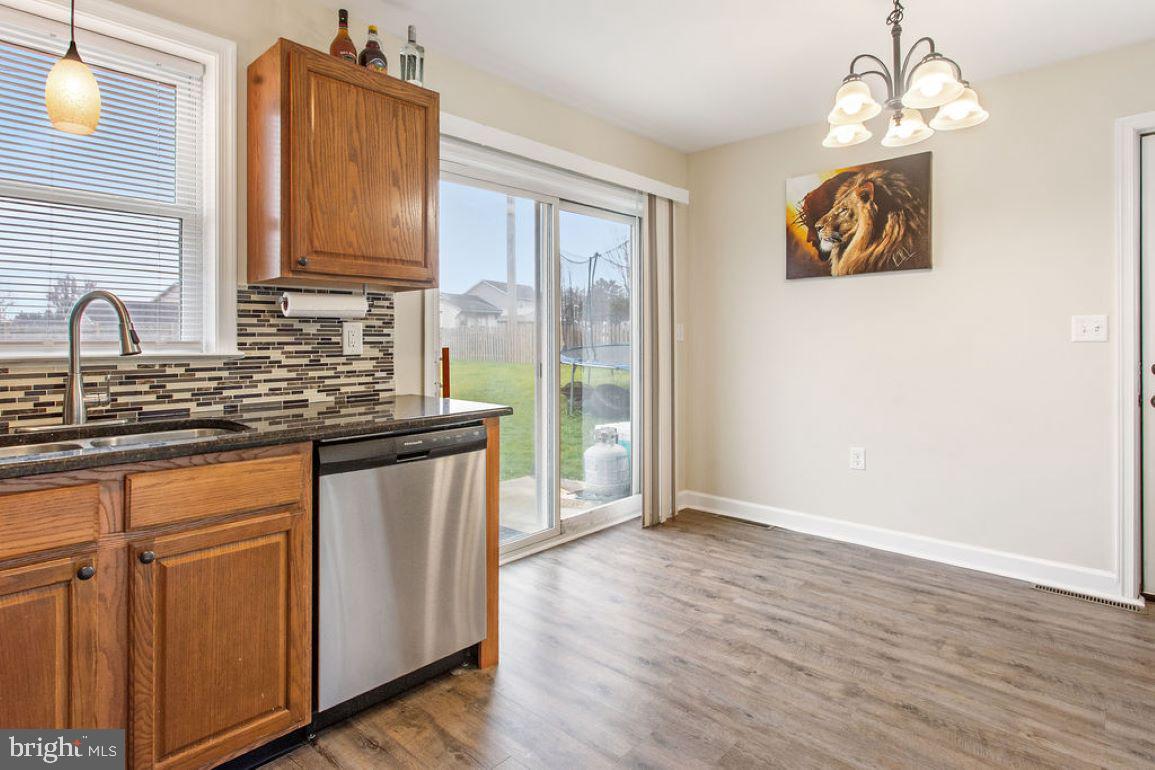92 Comanche Trail Hanover, PA 17331 - Photo 9 of 25 Gallery Image 9