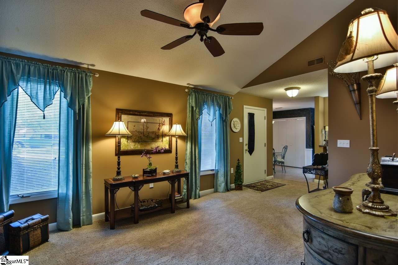529 Bluebird Lane Greer, SC 29650 - Photo 8 of 30 Gallery Image 8