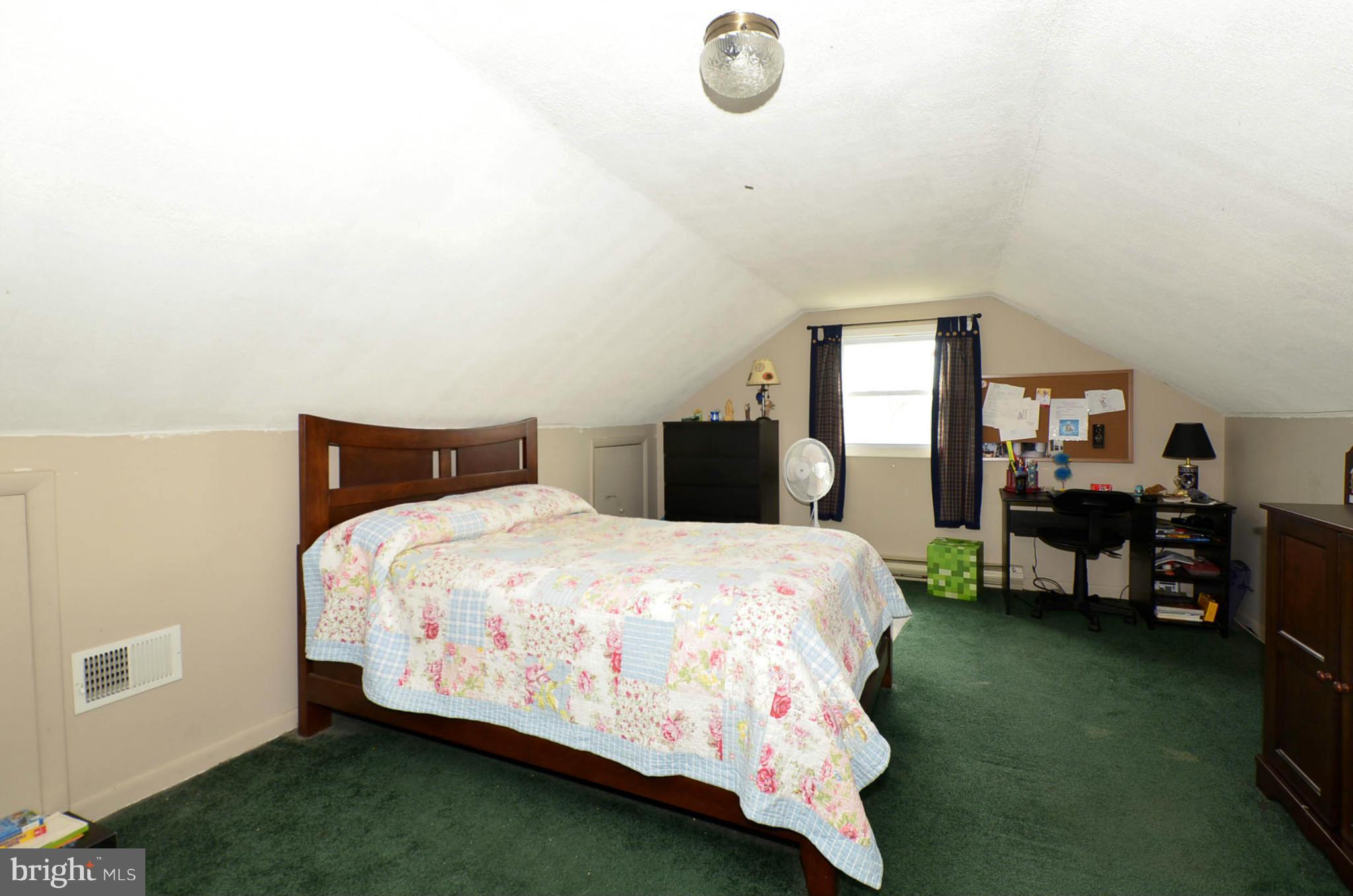 8711 Oakleigh Road Baltimore, MD 21234 - Photo 14 of 30 Bedroom