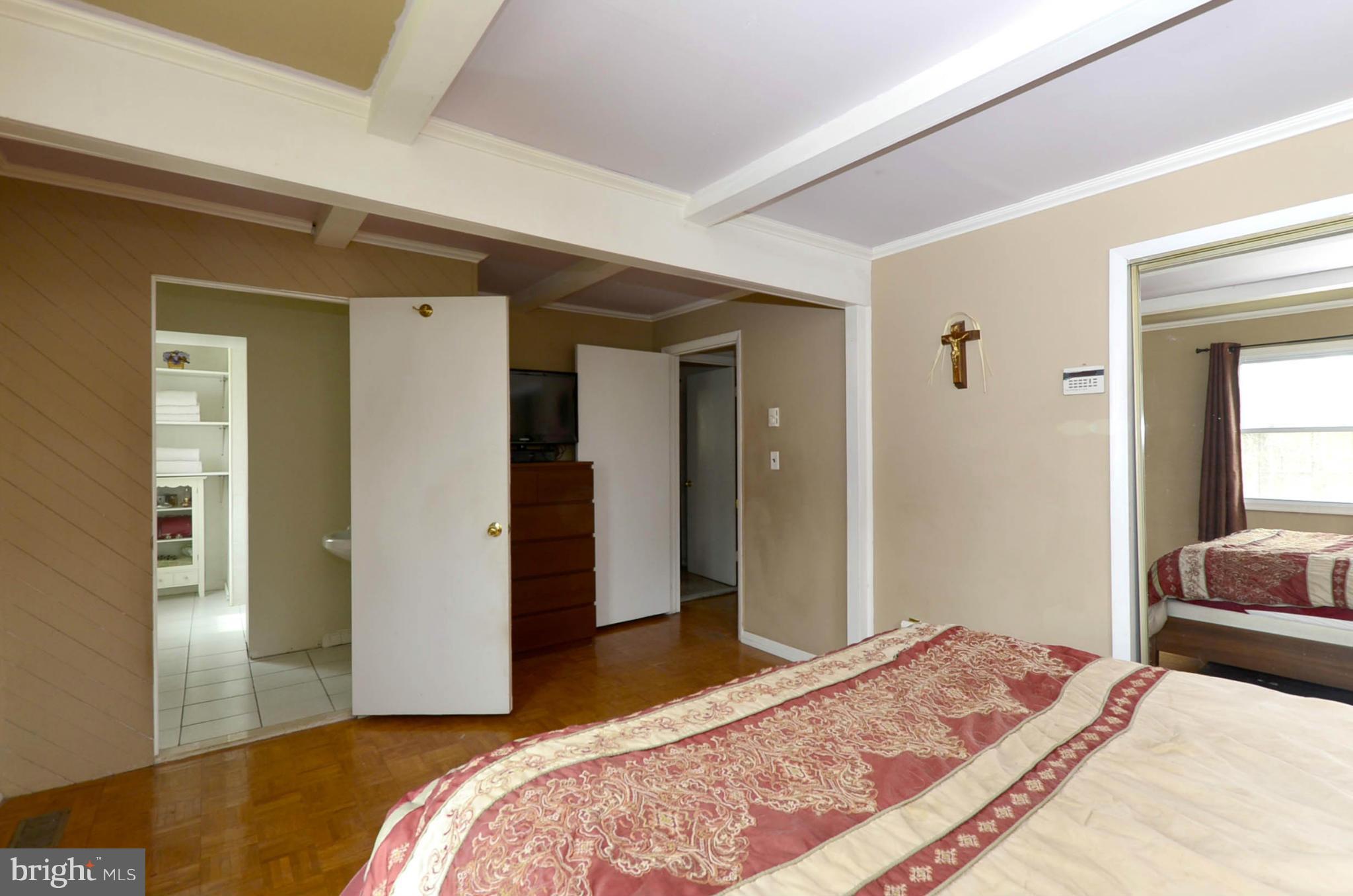 8711 Oakleigh Road Baltimore, MD 21234 - Photo 17 of 30 Bedroom (Master)