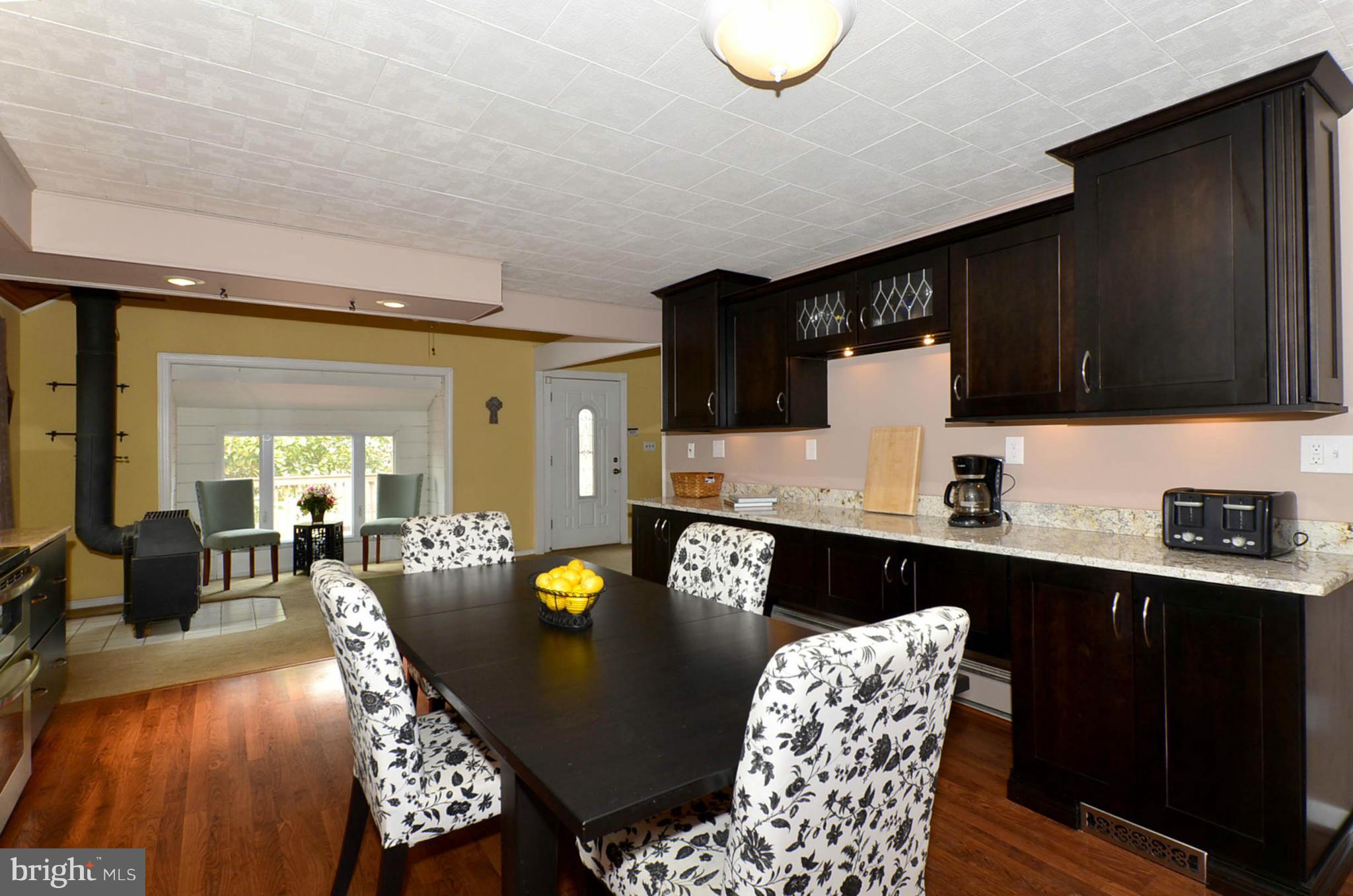 8711 Oakleigh Road Baltimore, MD 21234 - Photo 3 of 30 Kitchen