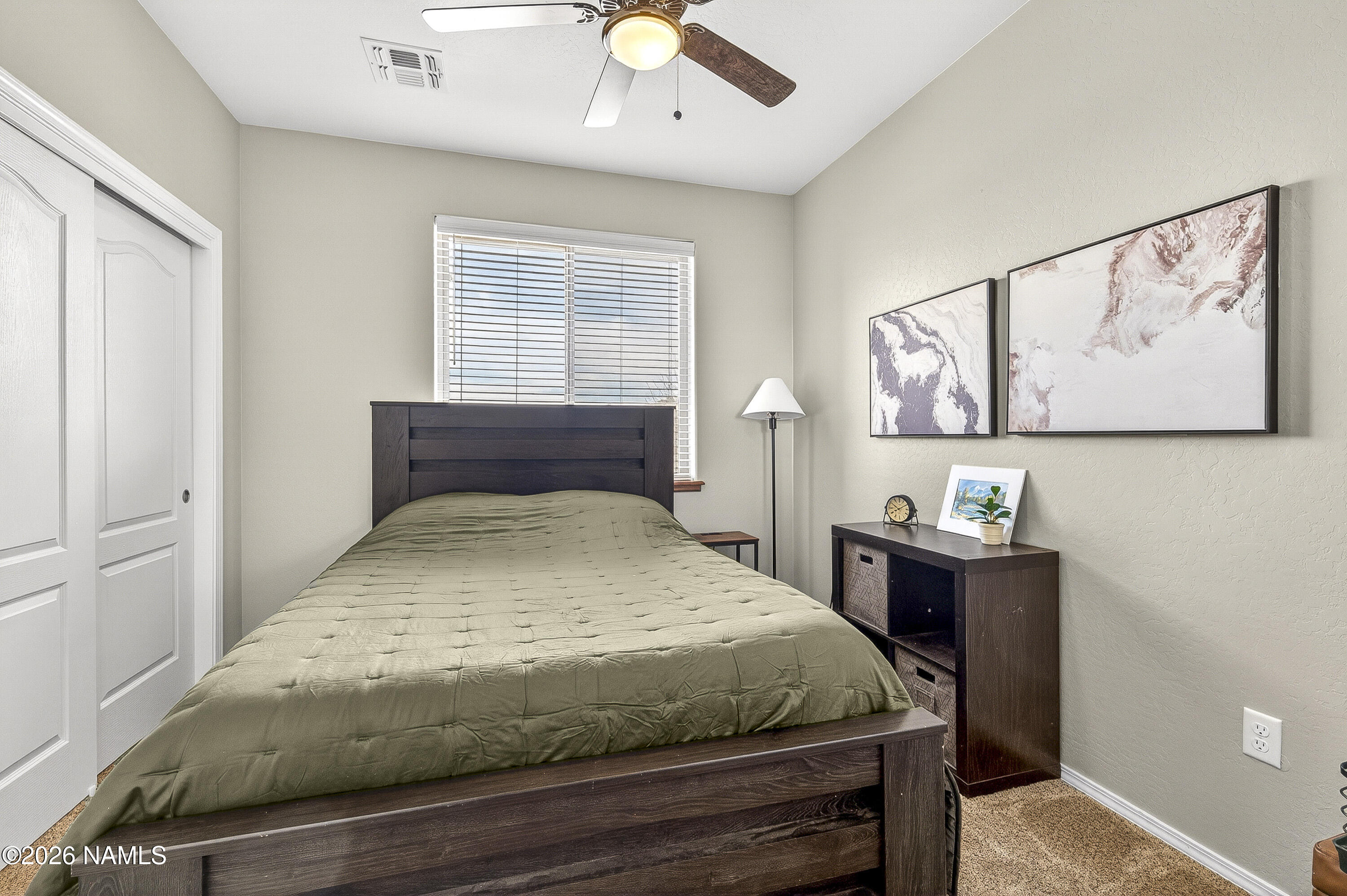 10226 Lundin Road Flagstaff, AZ 86004 - Photo 12 of 24 Guest bathroom