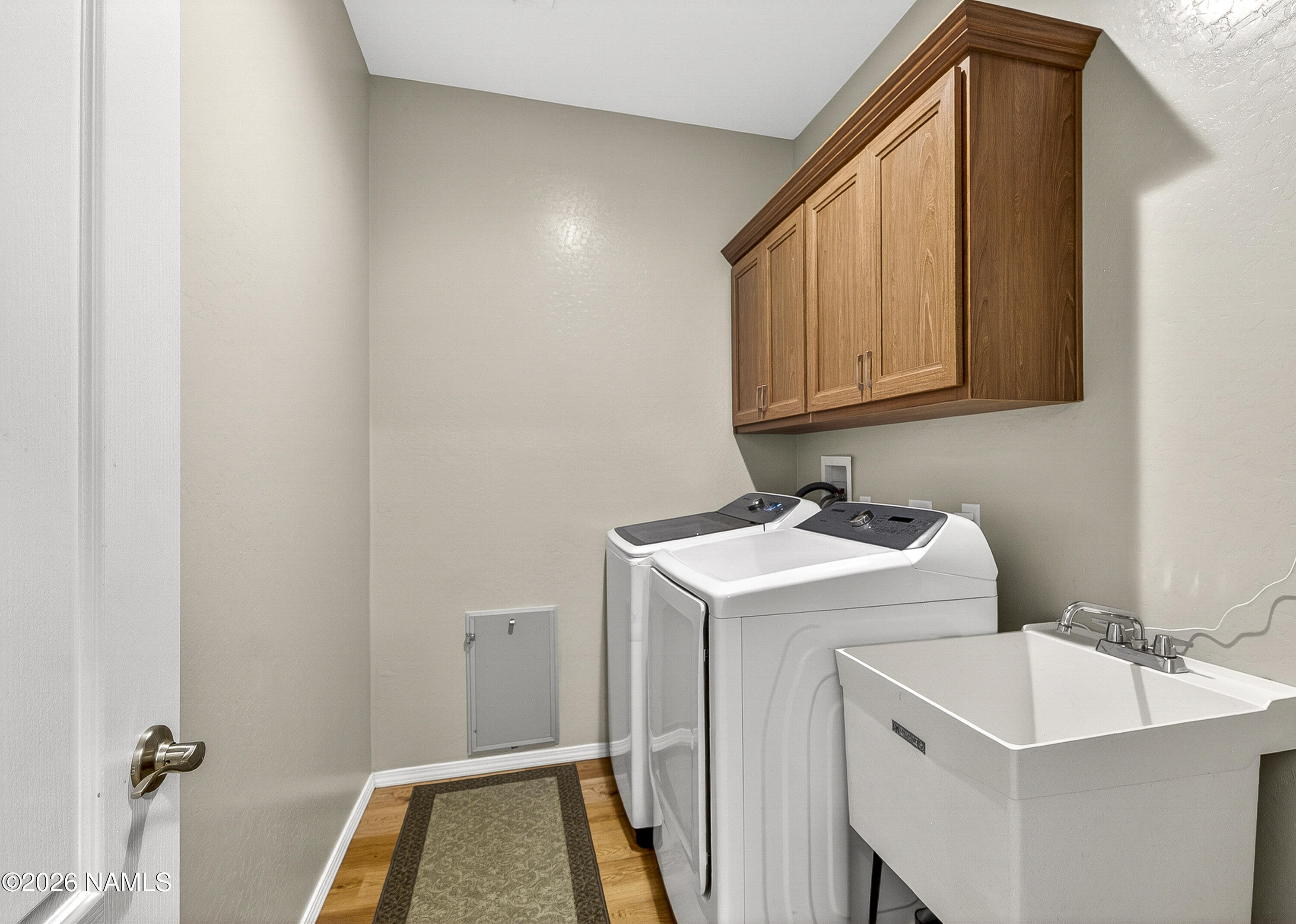 10226 Lundin Road Flagstaff, AZ 86004 - Photo 15 of 24 Laundry room