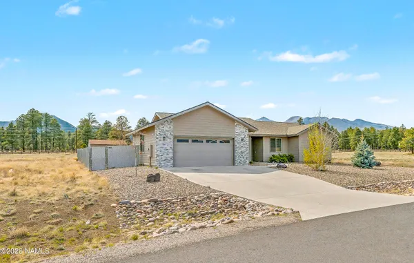 $795,000 | 10226 Lundin Road, Flagstaff, AZ 86004