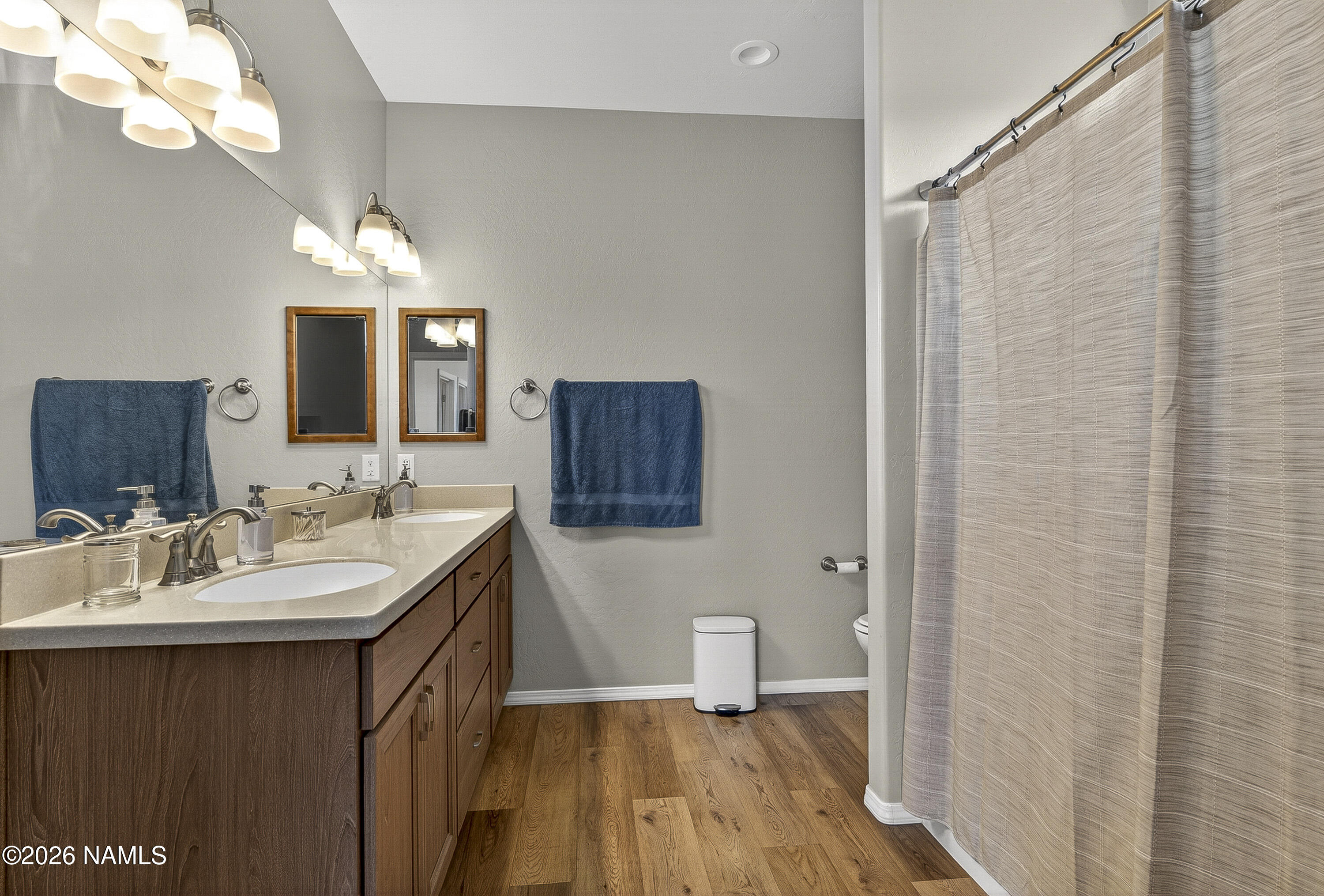 10226 Lundin Road Flagstaff, AZ 86004 - Photo 9 of 24 Primary bathroom