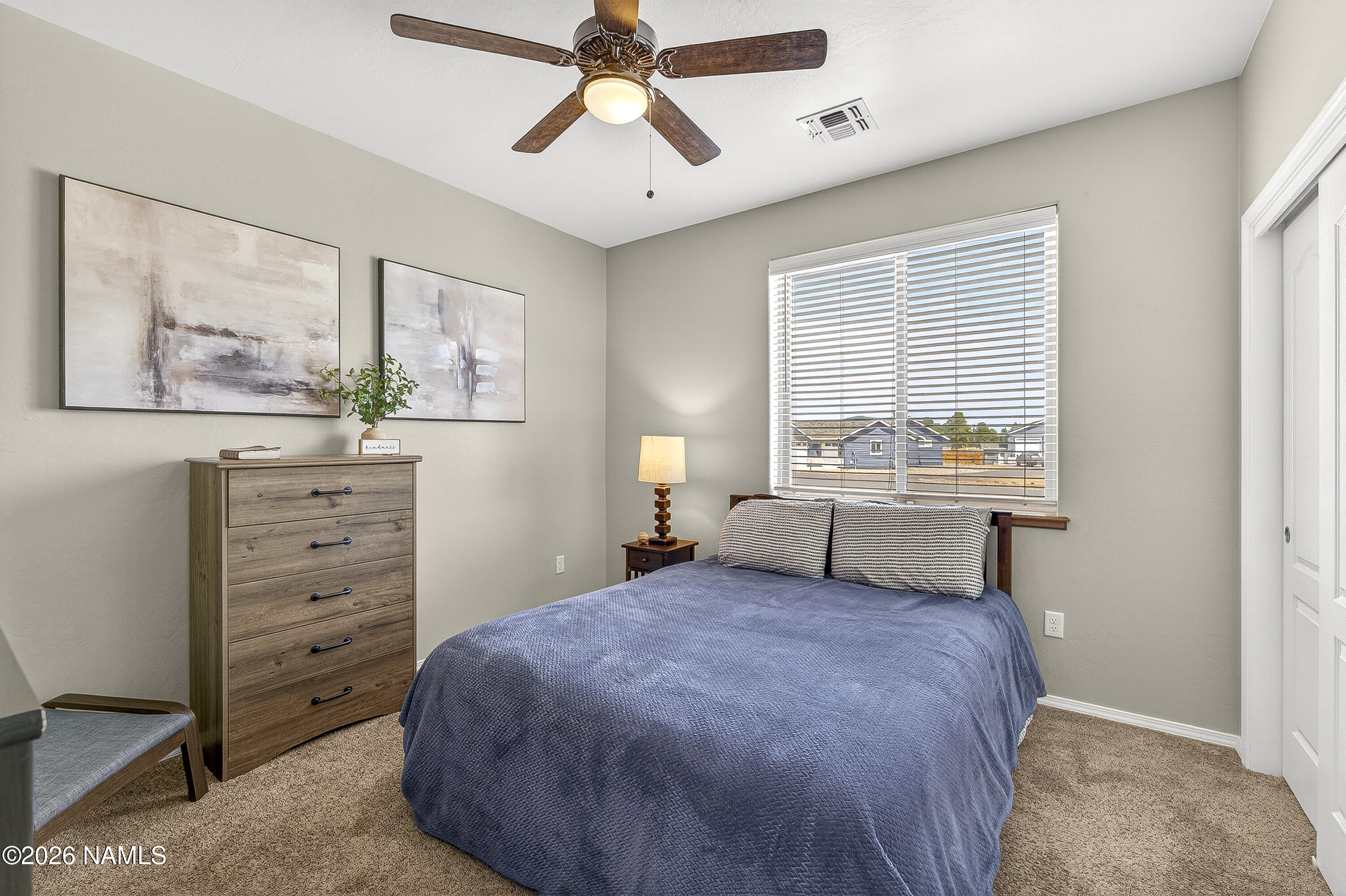 10226 Lundin Road Flagstaff, AZ 86004 - Photo 10 of 24 Guest bedroom
