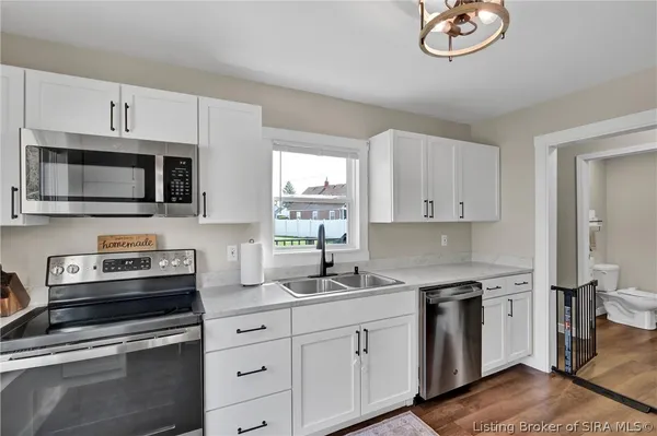 $254,900 | 345 Oriole Drive, Charlestown, IN 47111
