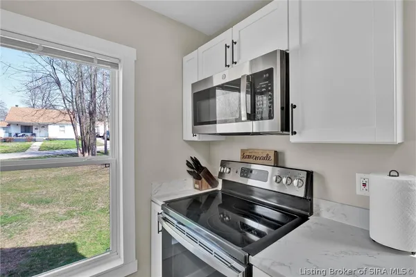 $254,900 | 345 Oriole Drive, Charlestown, IN 47111