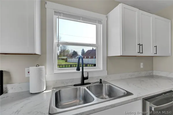 $254,900 | 345 Oriole Drive, Charlestown, IN 47111