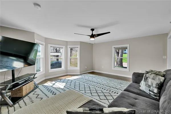 $254,900 | 345 Oriole Drive, Charlestown, IN 47111