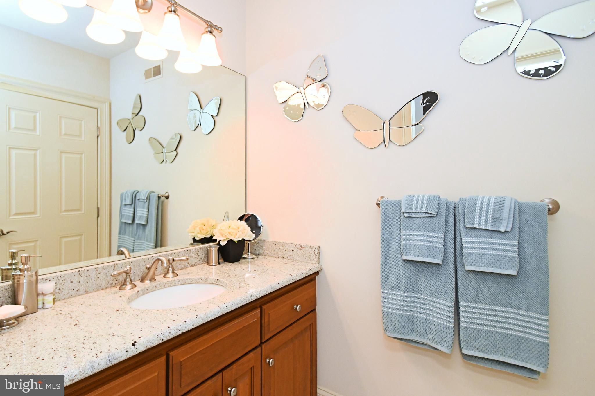 1811 Hollow Road Lansdale, PA 19446 - Photo 70 of 130 Hall Bathroom