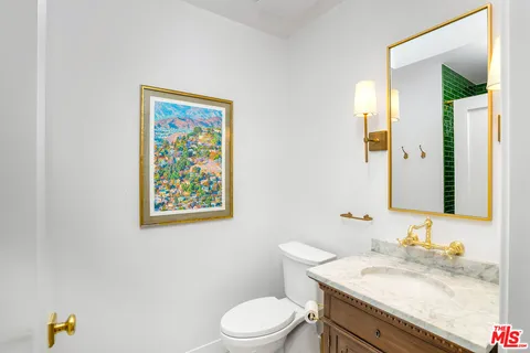 $1,699,000 | 3667 Greenfield Avenue, Los Angeles, CA 90034