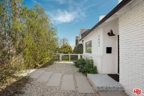 $1,699,000 | 3667 Greenfield Avenue, Los Angeles, CA 90034