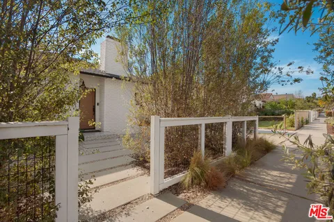 $1,699,000 | 3667 Greenfield Avenue, Los Angeles, CA 90034