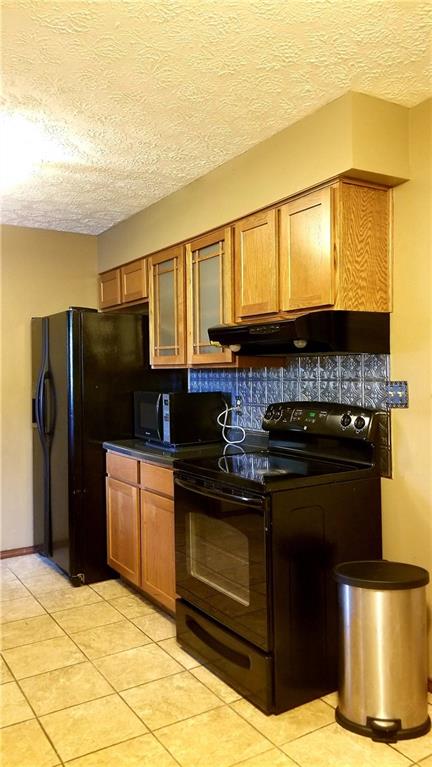 4276 Clifford Road Brownsburg, IN 46112 - Photo 4 of 16 Gallery Image 4