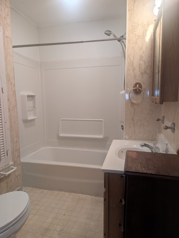137 Main Street, Unit 1 Shelburne, MA 01370 - Photo 14 of 16